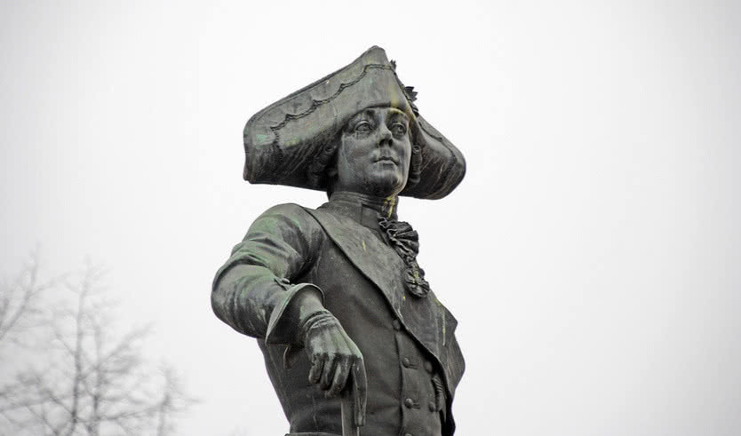 Гатчина - территория инноваций Российской империи (с посещением музея истории авиационного двигателестроения) – автобусные экскурсии для организованных групп от 900 рублей 