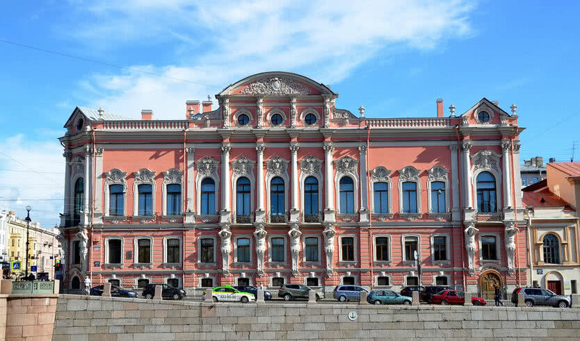 Экскурсия во дворец Белосельских-Белозерских для групп — Интерьерные