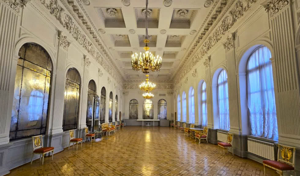 Румянцевский особняк на Английской набережной — Интерьерные экскурсии от 1050 рублей