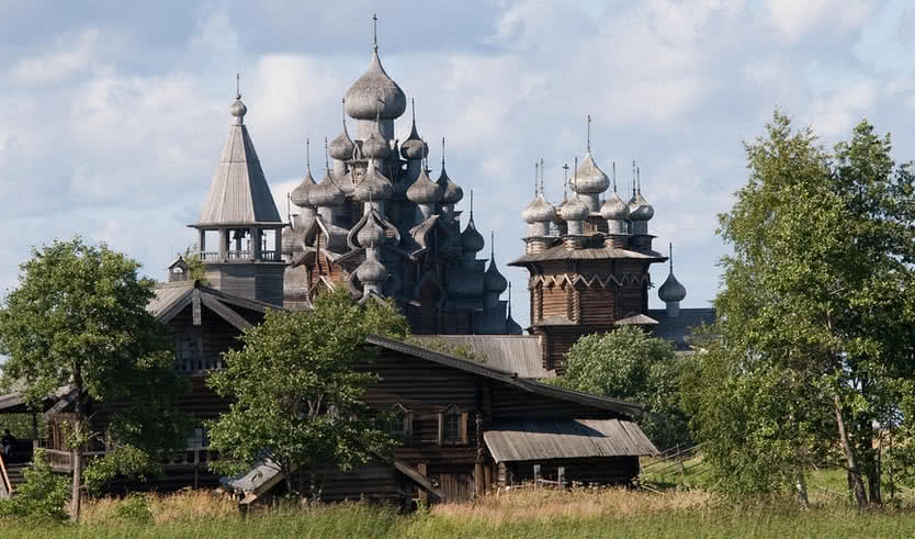 Преображенский собор на острове Кижи – туры в Карелию от 27950 рублей