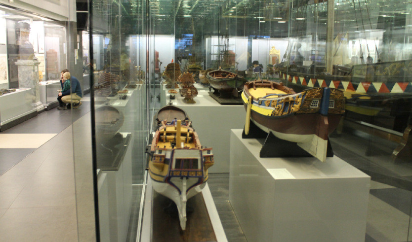 Центральный военно-морской музей – сборные экскурсии для школьников в Санкт-Петербурге