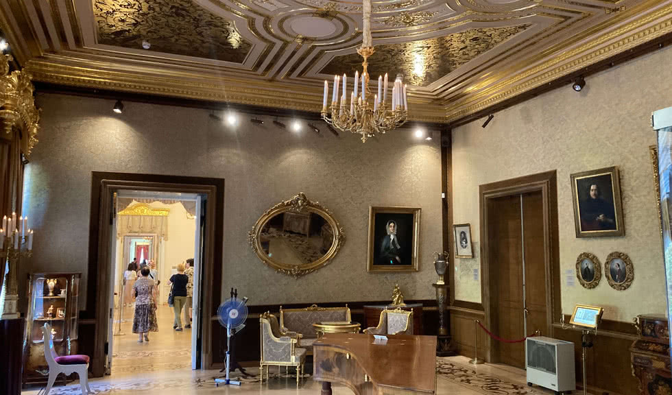 Фонтанный дом – родовое гнездо графов Шереметевых