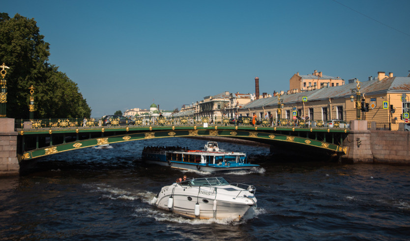 Пантелеймоновский мост – водные экскурсии по рекам и каналам от 1100 рублей