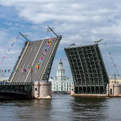 Дворцовый мост