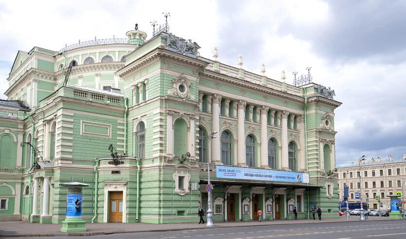 За кулисы Мариинского театра — Дворцы и особняки