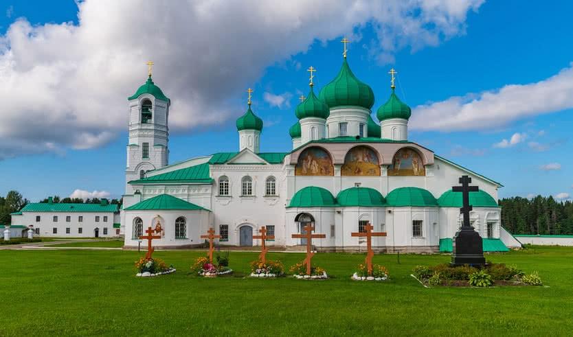 Александро-Свирский монастырь – автобусные загородные от 2500 рублей