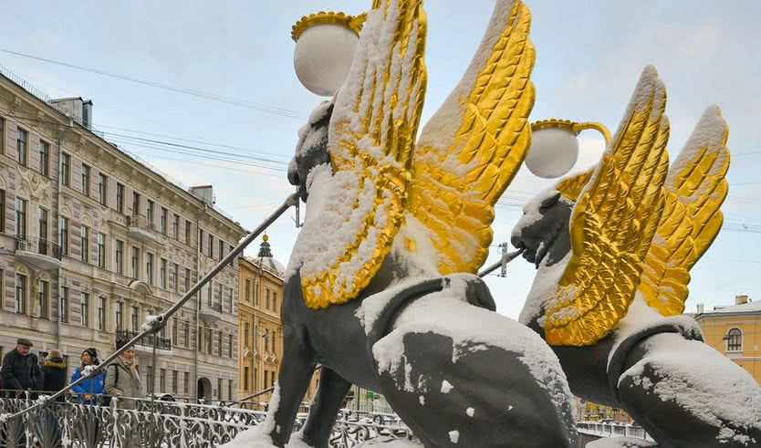 Символы Петербурга (новогодний) – сборные туры в Санкт-Петербург от 12000 рублей