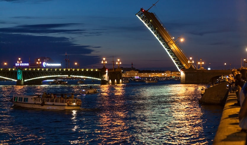 Троицкий мост – водные обзорные от 1550 рублей