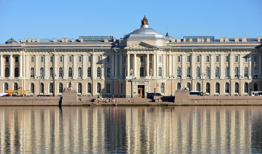 Академия Художеств: знакомая и неизвестная (для групп) — Интерьерные