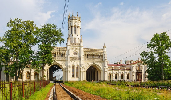 Велосипедная прогулка «Архитектура Петергофа Н. Бенуа и Дачи Бенуа» – Пешеходные экскурсии