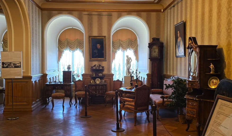 Румянцевский особняк на Английской набережной — Интерьерные экскурсии от 1050 рублей