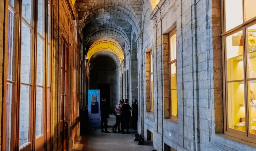 Гатчина — автобусная экскурсия для школьников от 26500 рублей