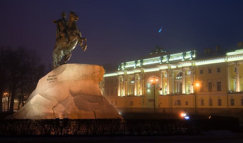 Монумент Петру Великому – квесты для школьников от 820 рублей