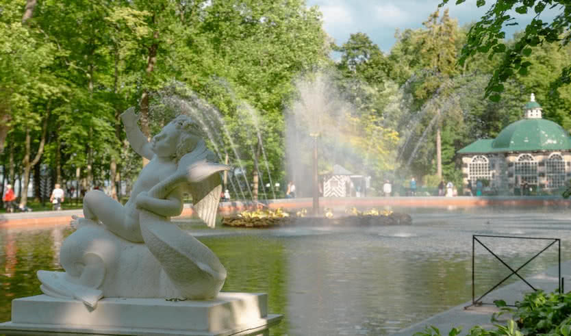 Петергоф и Ораниенбаум — Индивидуальные (VIP) экскурсии и туры от 5500 рублей