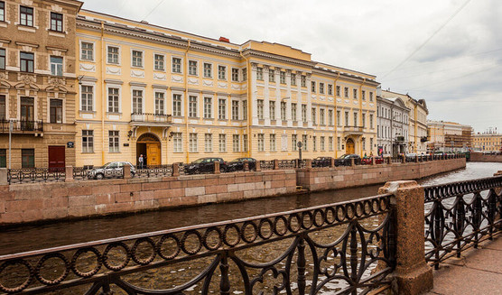 Экскурсия по литературно–монографической экспозиции музея А. С. Пушкина и концерт  — Музеи