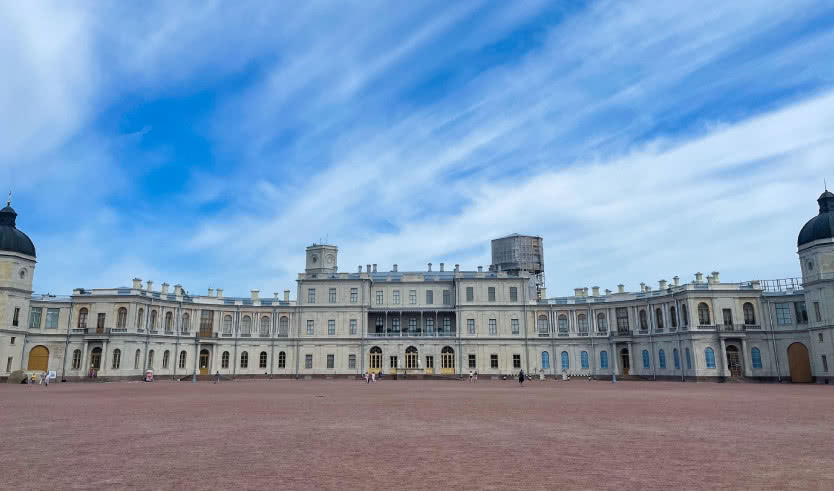 Гатчинский дворец — автобусная экскурсия с посещением парка и дворца от 2000 рублей