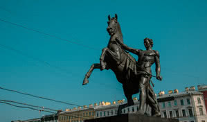 Аничков мост — Путеводитель по Санкт-Петербургу