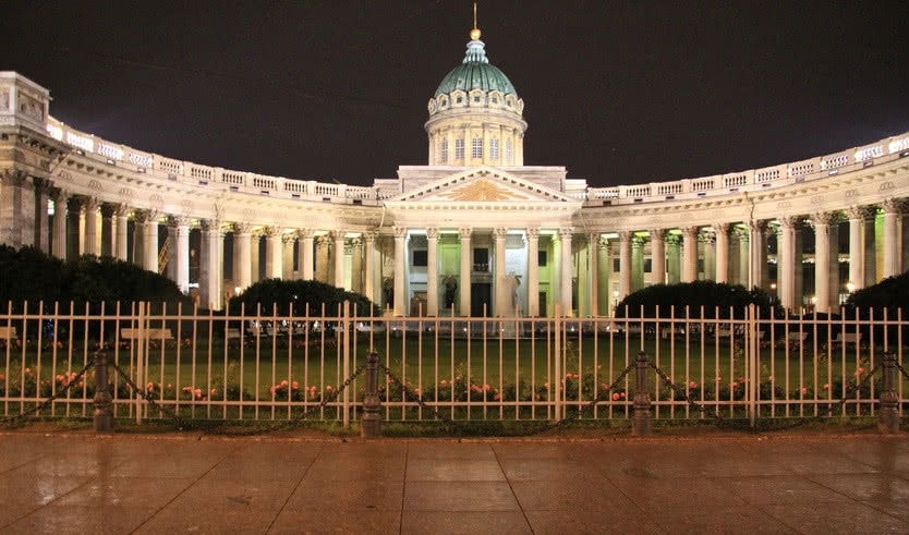 Ночной Петербург – ночная обзорная экскурсия — автобусная экскурсия