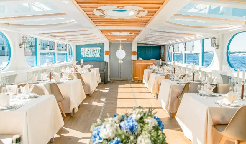 Теплоход «Атлант» – аренда теплохода от 15000 рублей