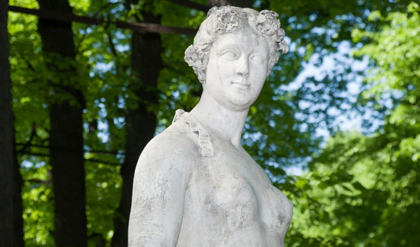 Эвтерпа. Скульптура музы лирической поэзии — Пешеходные экскурсии от 1000 рублей