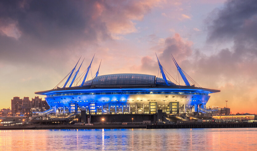 Стадион «Санкт-Петербург Арена» на Крестовском острове – водные экскурсии по рекам и каналам