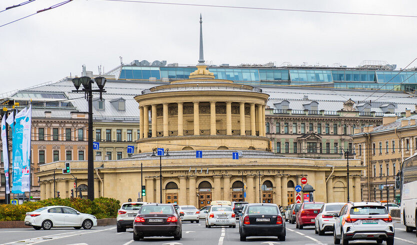Метрополитен Петербурга: история и архитектура — Музеи
