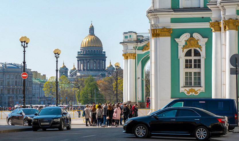 Единый бессрочный билет на посещение нескольких музеев и аттракционов в центре СПб — Музеи