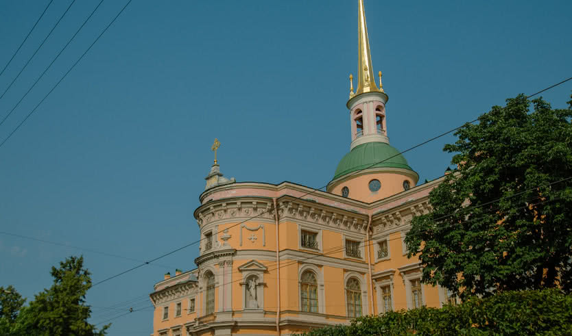 Михайловский замок – экскурсии и программы для детей от 1900 рублей