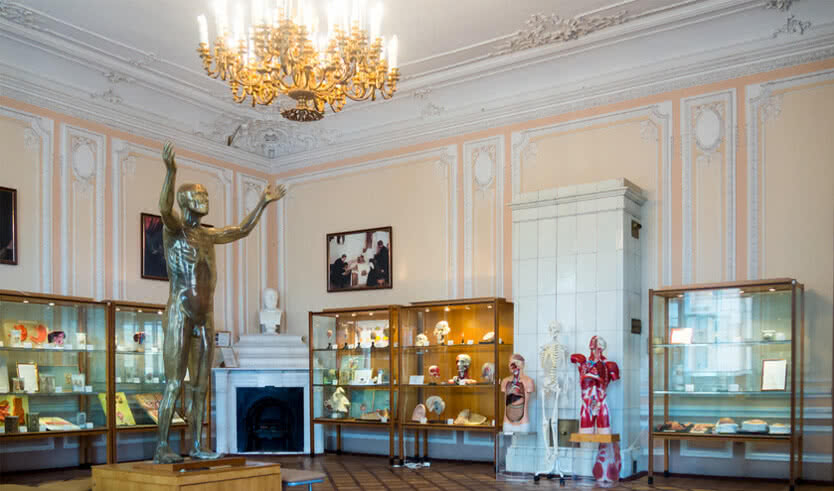 Дворец И. И. Шувалова — Дворцы и особняки