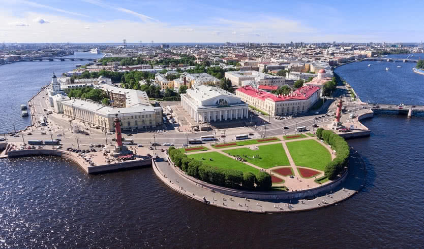 Вид сверху на Васильевский остров – квесты для школьников от 820 рублей
