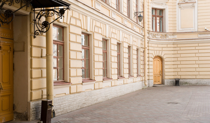 Эрмитаж. Парадный Петербург - Двор капеллы - Marya / Фотобанк Лори