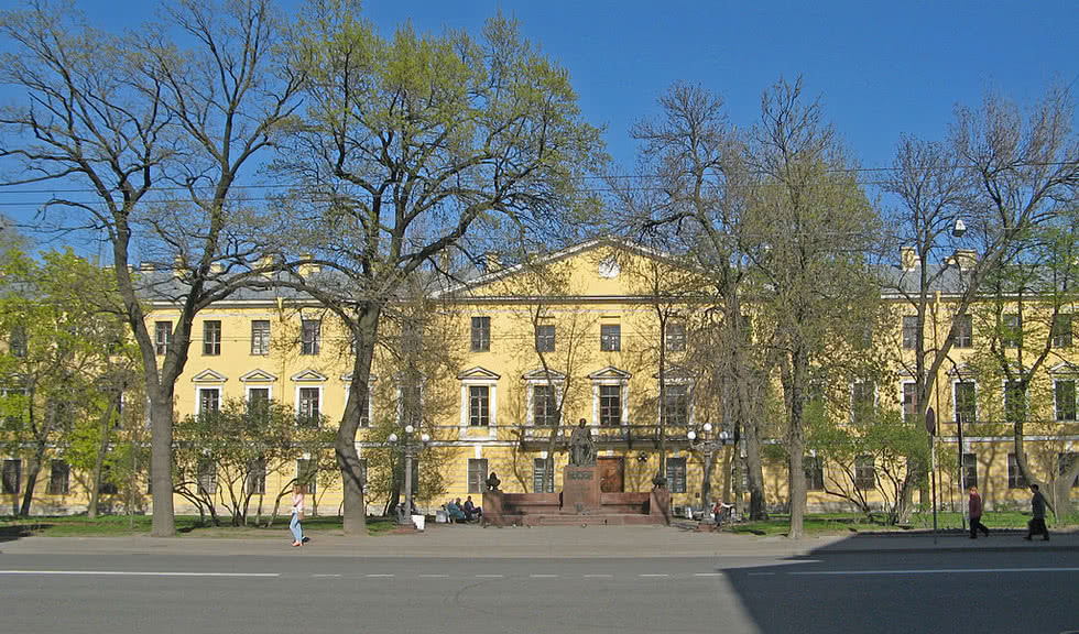 Николаевское кавалерийское училище – автобусные экскурсии от 1800 рублей