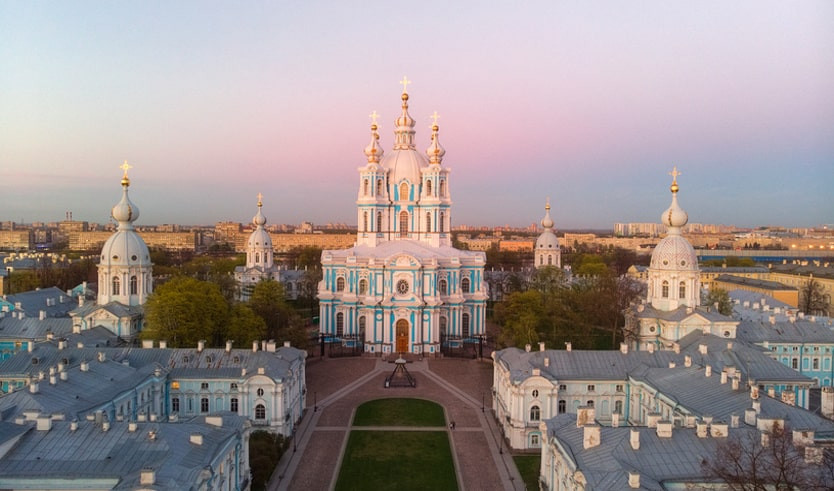 Смольный – очаг воспитания и милосердия