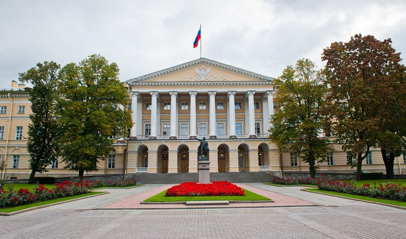 Все стили вокруг Смольного – Пешеходные экскурсии