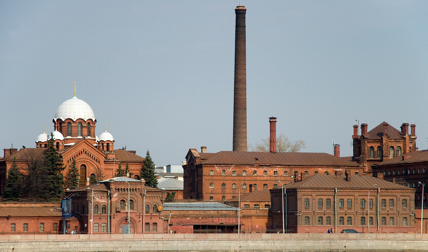 Петербург Анны Ахматовой – автобусные экскурсии от 1550 рублей