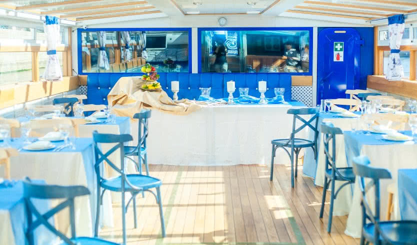 Теплоход «Аполлон» – аренда теплохода от 10000 рублей