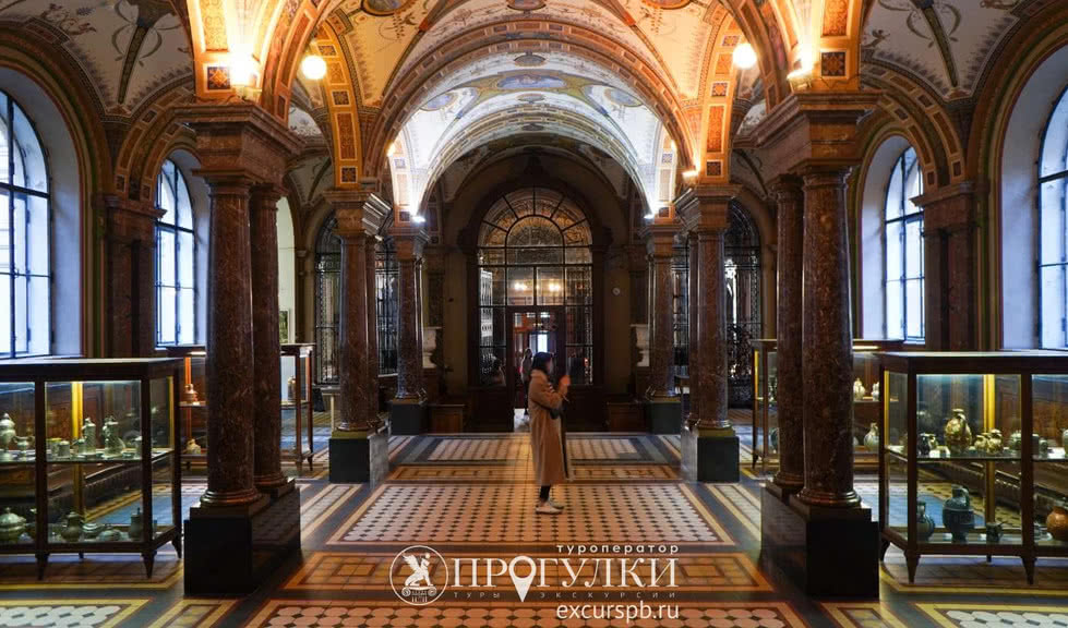 Экспозиция в музее Академии Штиглица — Интерьерные экскурсии от 1450 рублей