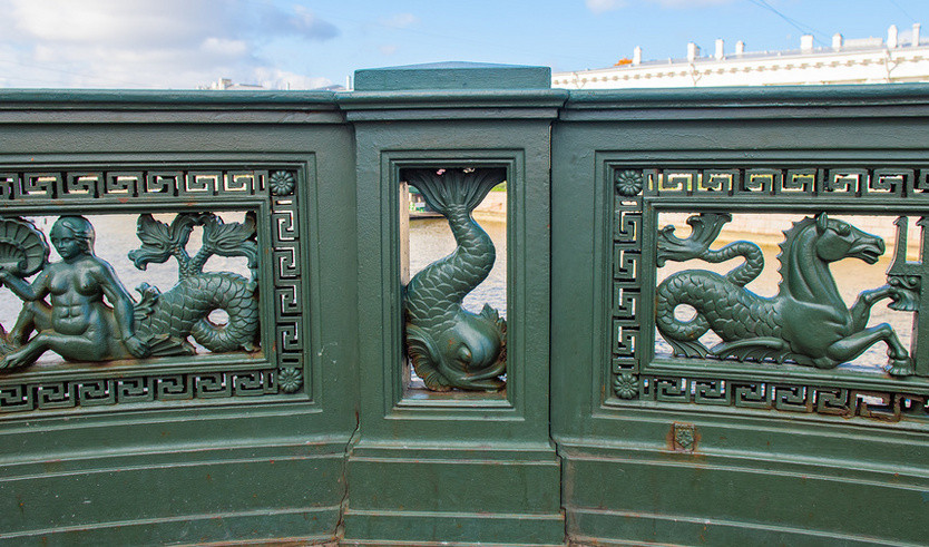 Ограждение Аничкова моста – Сборные экскурсии, мастер-классы, квесты для школьников в Санкт-Петербурге от 500 рублей