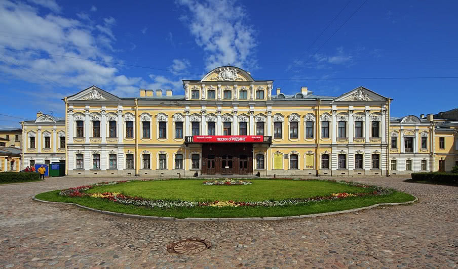 Фонтанный дом – родовое гнездо графов Шереметевых – дворцы и особняки от 1300 рублей