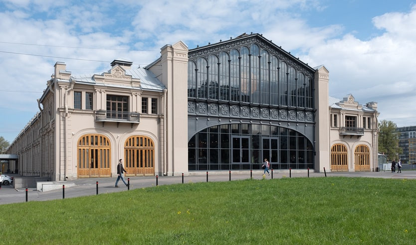 Здание Варшавского вокзала – пешеходные экскурсии от 800 рублей