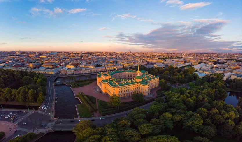 Вид сверху на Михайловский замок – квесты для школьников от 820 рублей