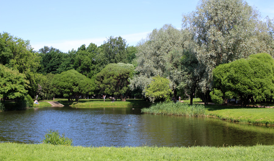 Сад памяти жертв расстрела 1905 года – пешеходные экскурсии от 1100 рублей