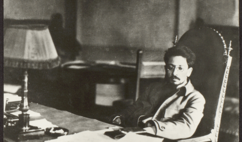 Яков Свердлов – автобусные экскурсии от 1800 рублей