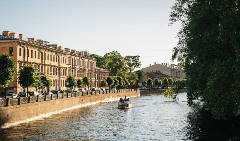 Вокруг Новой Голландии (для заказных групп) – пешеходные экскурсии для заказных групп от 290 рублей