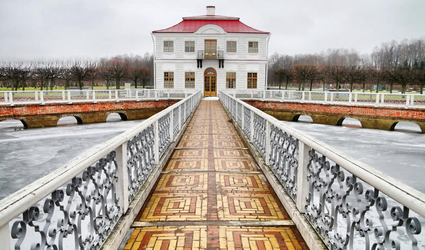 Дворец Марли – автобусные экскурсии от 2400 рублей