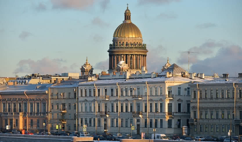 Река Нева – сборные туры в Санкт-Петербург