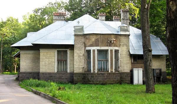 Психиатрическая больница N 3 им. Скворцова-Степанова – пешеходные экскурсии от 1100 рублей