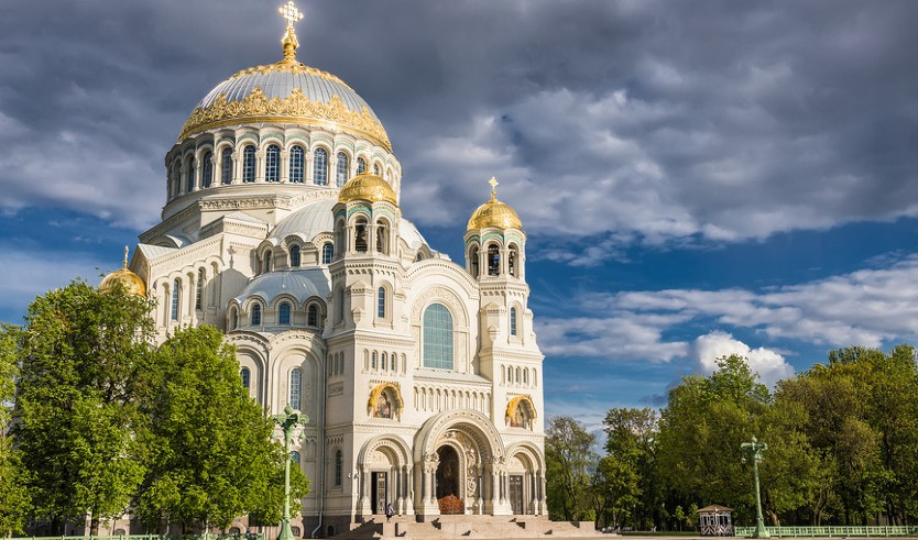 Морская прогулка по маякам Кронштадта – обзорные экскурсии