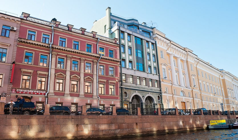 Набережная реки Мойки – пешеходные экскурсии от 1100 рублей