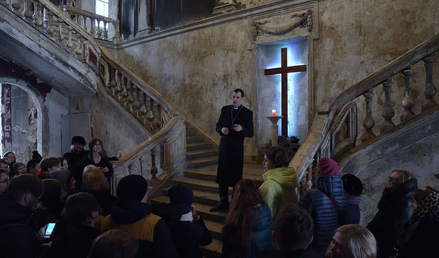 Обложка статьи Анненкирхе в Санкт-Петербурге